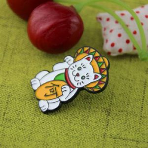 Fortune Cat Lapel Pin