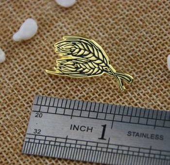 The Size of Wheat Lapel Pin