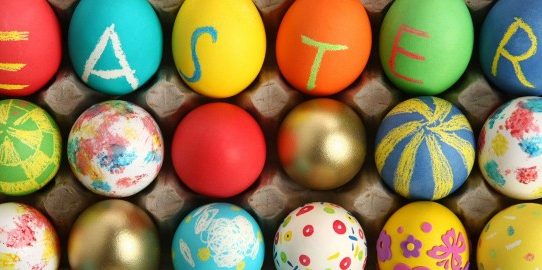 easter-eggs-Photo_ VisitQuadcities