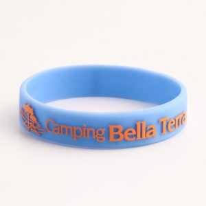 Custom silicone wristbands used for promotion